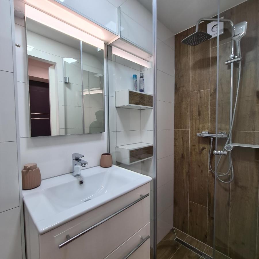 Apartment Dinlux 마리보르 외부 사진